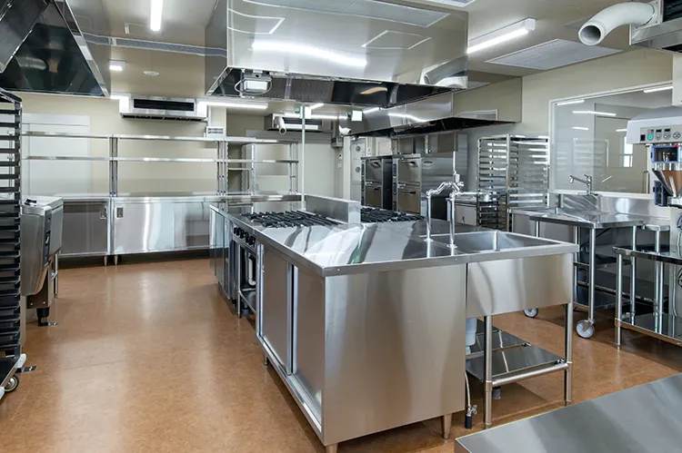 セントラルキッチン